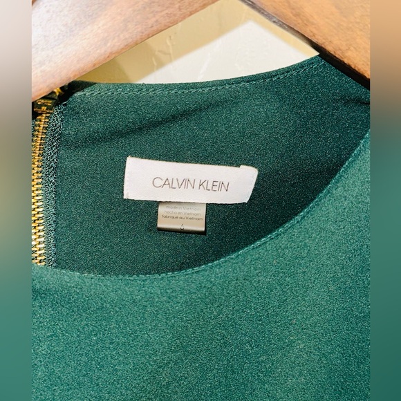 Hunter Green Woman’s Dress - Picture 2 of 4